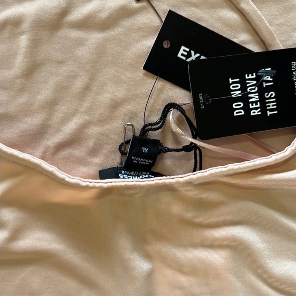 Express Bodysuit - Picture 3 of 10